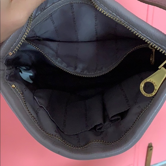 NWOT Marc Jacobs gray cross body/shoulder handbag - Picture 6 of 8